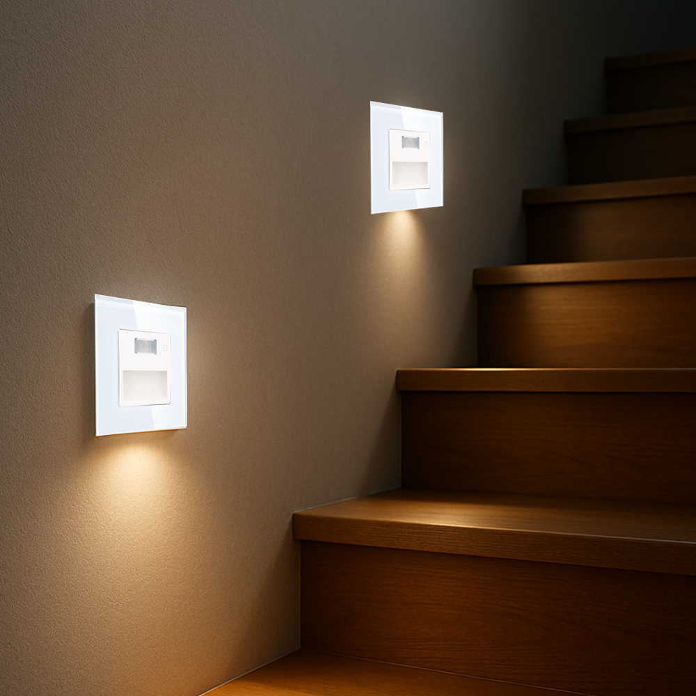 Biała lampka schodowa LED DC Smart Home oświetlająca nowoczesne schody